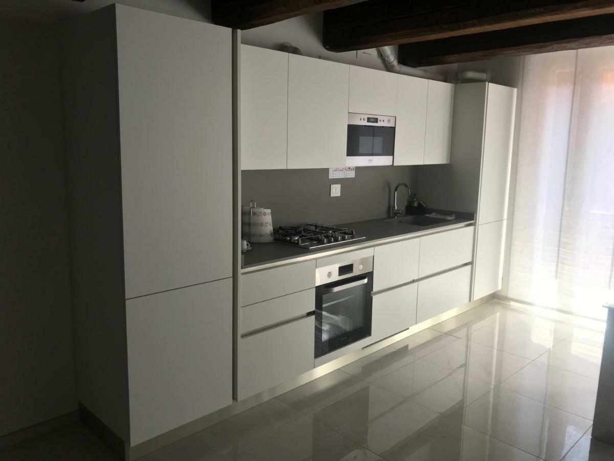 Апартаменти Moderno Affaccio Su Via Mazzini Феррара Екстер'єр фото